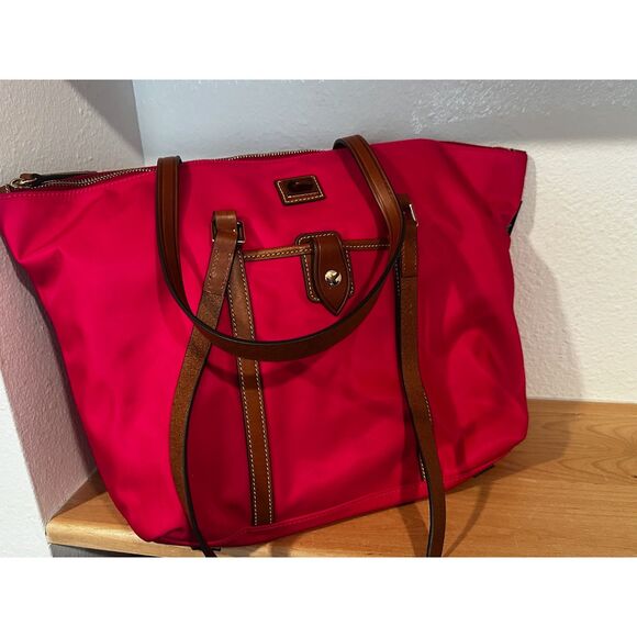 Dooney & Bourke Wayfarer Nylon Zip Tote Pink EUC - Picture 2 of 7